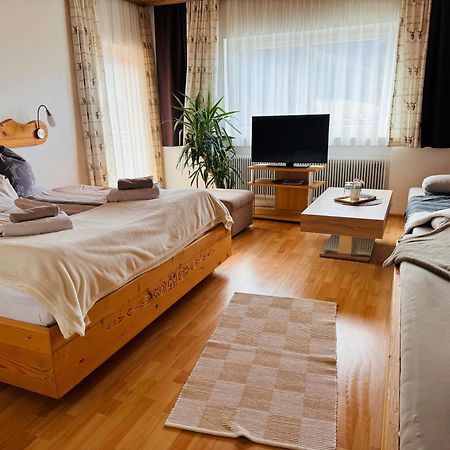 Haus Voithofer Apartamento Sankt Johann im Pongau Exterior foto