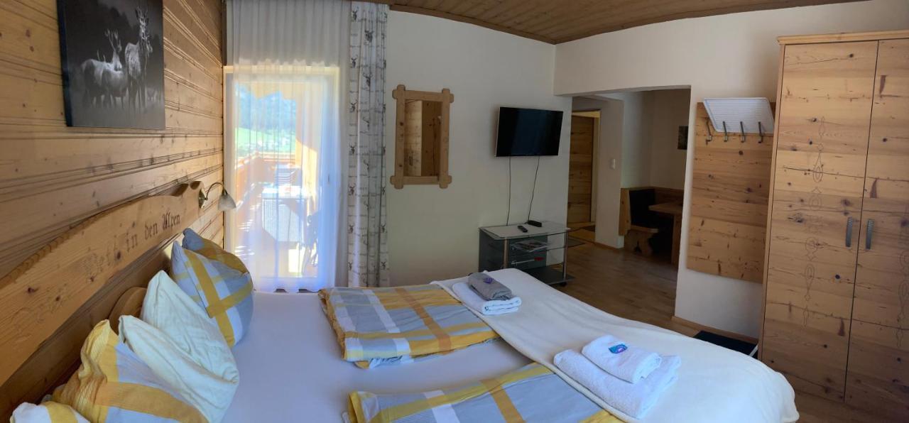 Haus Voithofer Apartamento Sankt Johann im Pongau Exterior foto