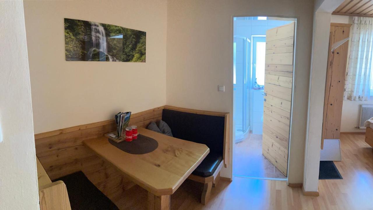Haus Voithofer Apartamento Sankt Johann im Pongau Exterior foto
