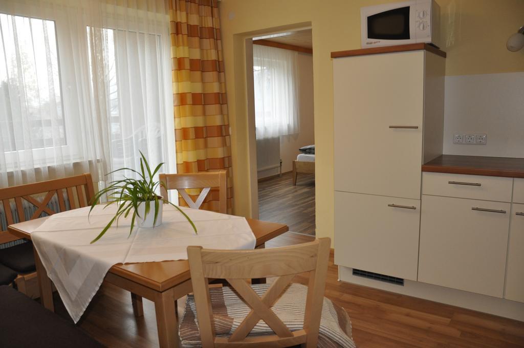 Haus Voithofer Apartamento Sankt Johann im Pongau Quarto foto