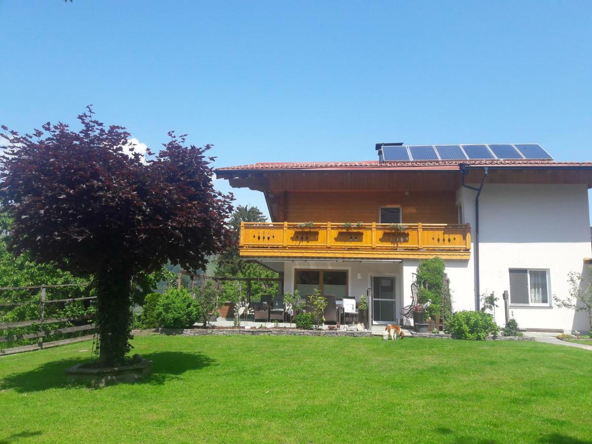 Haus Voithofer Apartamento Sankt Johann im Pongau Exterior foto